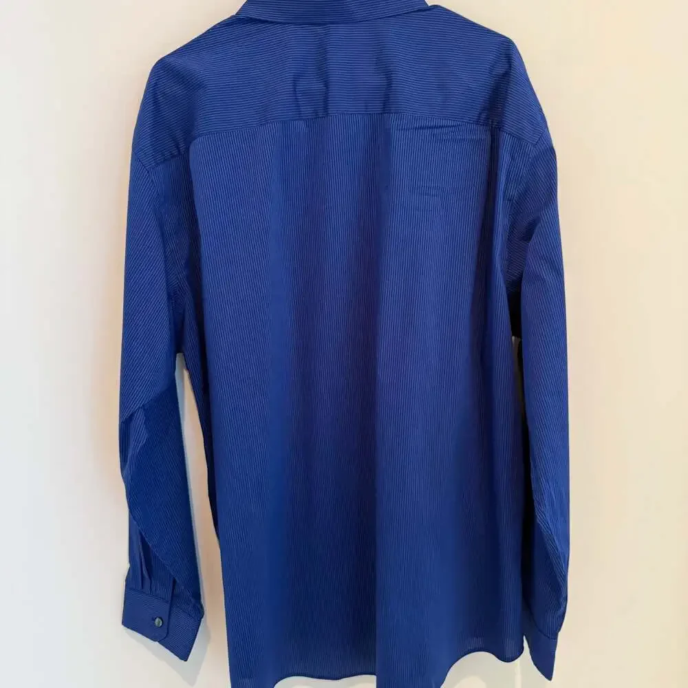 Mens Van Heusen Blue Striped Button-Up Dress Shirt Size XL - Picture 2 of 4